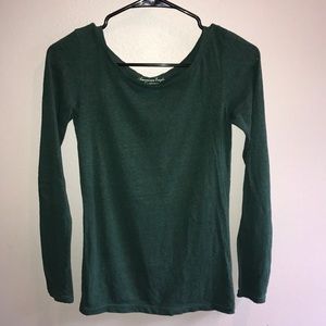 AEO XS long sleeve green tee